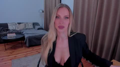 Snapshot of prettyk1ller chatting on 15, 5, 2026 Eva online show from 15, 5, 2026