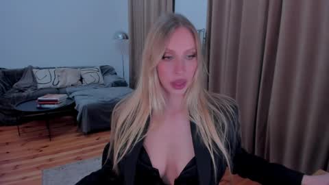 Snapshot of prettyk1ller chatting on 17, 5, 2026 Eva online show from 17, 5, 2026
