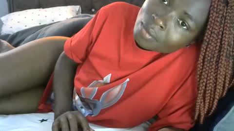 Snapshot of prettynancy19 chatting on 8, 1, 2026 prettynancy19 online show from 8, 1, 2026