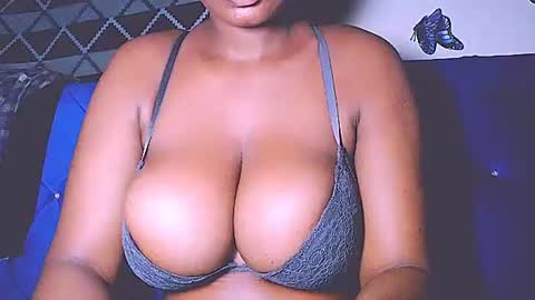 Snapshot of prettypussyblink chatting on 20, 7, 2026 pretty pussy online show from 20, 7, 2026