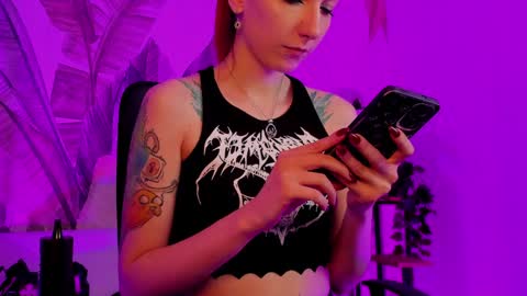 Mila -NONUDE MODEL online show from 9, 1, 2025