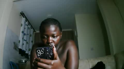 prettyreen online show from 19, 11, 2025