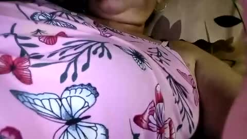 prettyrose01 online show from 2, 1, 2025