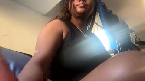 Snapshot of prettyyalisha chatting on 14, 4, 2026 prettyyalisha online show from 14, 4, 2026