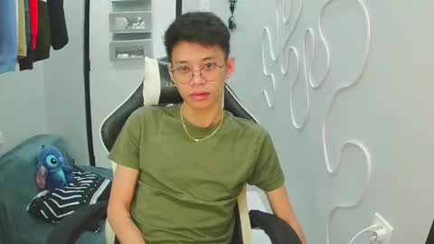 Snapshot of prince_harrison chatting on 18, 3, 2026 prince_harrison online show from 18, 3, 2026
