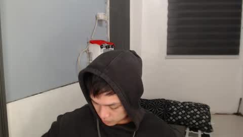 Snapshot of princeadrianx chatting on 2, 10, 2025 Prince Adrian online show from 2, 10, 2025