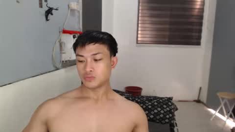 Snapshot of princeadrianx chatting on 16, 10, 2025 Prince Adrian online show from 16, 10, 2025