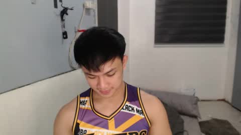 Snapshot of princeadrianx chatting on 3, 11, 2025 Prince Adrian online show from 3, 11, 2025