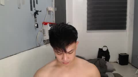 Snapshot of princeadrianx chatting on 2, 12, 2025 Prince Adrian online show from 2, 12, 2025