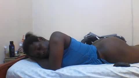 Snapshot of princess_cutie chatting on 22, 6, 2026 princess online show from 22, 6, 2026