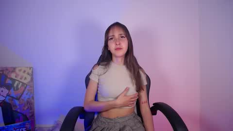 Snapshot of princess_emily69 chatting on 3, 3, 2026 Emily online show from 3, 3, 2026