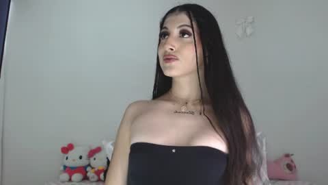 Snapshot of princess_ofyourdreams chatting on 10, 7, 2026 Sophie online show from 10, 7, 2026