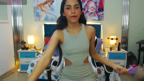 Snapshot of princess_skinny18 chatting on 16, 4, 2026 princess_skinny18 online show from 16, 4, 2026