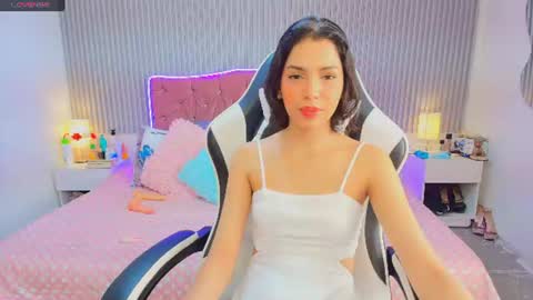 Snapshot of princess_skinny18 chatting on 20, 6, 2026 princess_skinny18 online show from 20, 6, 2026