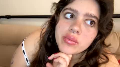 Snapshot of princesslaylaa chatting on 5, 3, 2025 princessviccxo online show from 5, 3, 2025