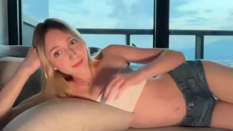 Snapshot of princessmood chatting on 4, 7, 2026 Kate online show from 4, 7, 2026