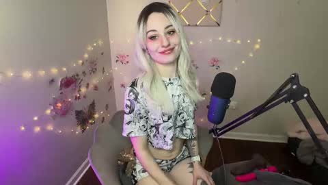 Snapshot of princessstarrxxx chatting on 10, 2, 2026 Starr online show from 10, 2, 2026