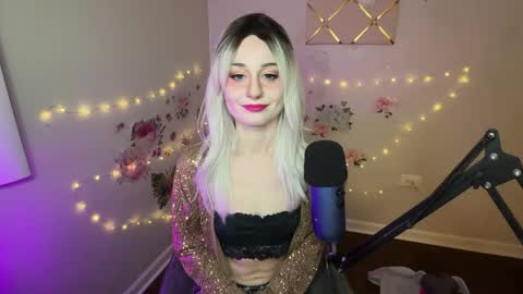 Snapshot of princessstarrxxx chatting on 18, 3, 2026 Starr online show from 18, 3, 2026