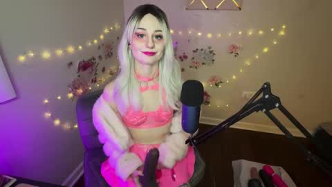 Snapshot of princessstarrxxx chatting on 20, 3, 2026 Starr online show from 20, 3, 2026