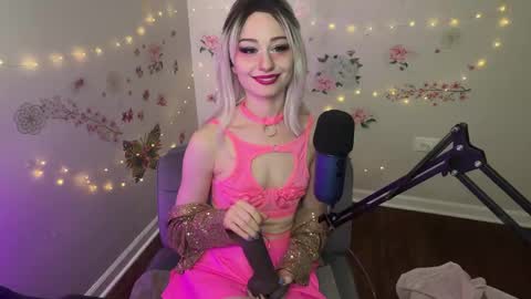 Snapshot of princessstarrxxx chatting on 6, 5, 2026 Starr online show from 6, 5, 2026