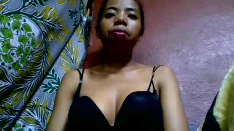 Snapshot of prisca880319 chatting on 15, 6, 2026 prisca880319 online show from 15, 6, 2026