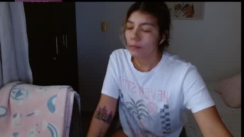 Snapshot of priscila_black chatting on 28, 9, 2025 Marcela online show from 28, 9, 2025