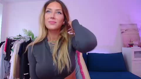Snapshot of private_call chatting on 30, 6, 2026 Nansy online show from 30, 6, 2026