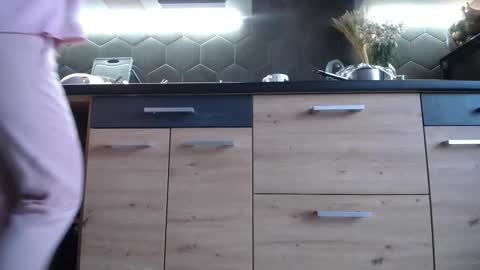 Space online show from 2, 10, 2025