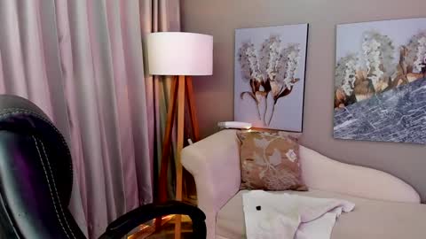 Priya Rose online show from 17, 12, 2024