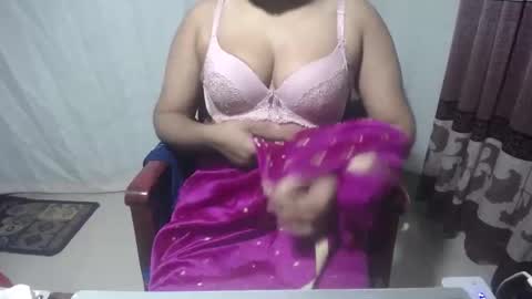 Snapshot of priyonti34 chatting on 1, 2, 2026 Priyonti ganguli online show from 1, 2, 2026