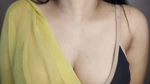 priyu_ online show from 4, 12, 2025