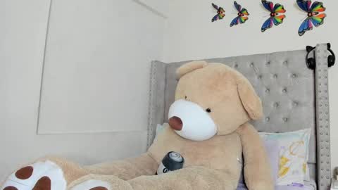 Profana Red online show from 9, 1, 2025