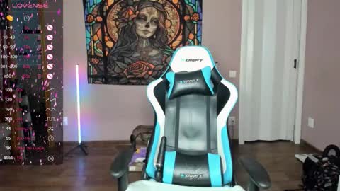 Di online show from 3, 12, 2025