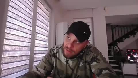 Snapshot of prollmaster1 chatting on 16, 11, 2025 ProllMaster online show from 16, 11, 2025