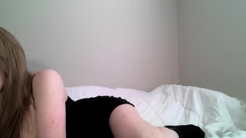 Snapshot of properfuct chatting on 3, 5, 2026 Properfuct online show from 3, 5, 2026