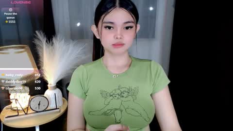 prtty abby03 on ig follow me love online show from 28, 9, 2025