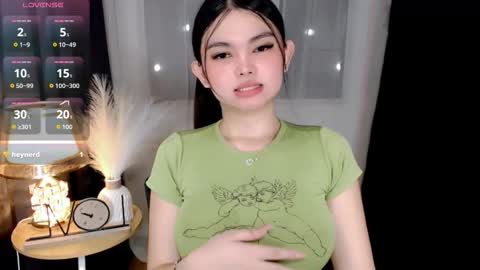 prtty abby03 on ig follow me love online show from 7, 10, 2025