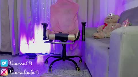    INDEPENDENT MODEL online show from 21, 4, 2026
