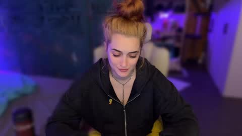 Snapshot of ps4pro chatting on 16, 5, 2026 Queen of Pain online show from 16, 5, 2026