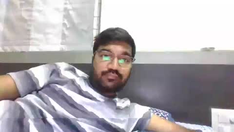 Snapshot of ptl1711 chatting on 29, 12, 2024 ptl1711 online show from 29, 12, 2024