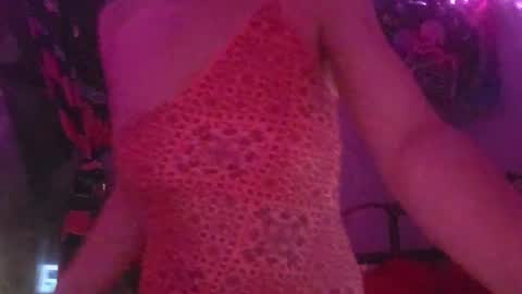 Snapshot of puddled_wonderland chatting on 13, 10, 2025 puddled_wonderland online show from 13, 10, 2025