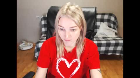 Polly online show from 6, 1, 2025