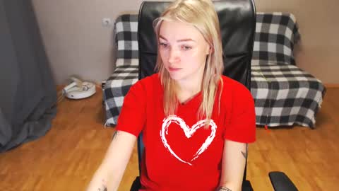 Polly online show from 11, 1, 2025