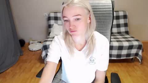 Snapshot of puma_ma chatting on 8, 2, 2026 Polly online show from 8, 2, 2026