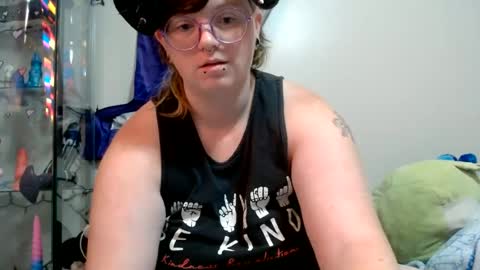 Snapshot of pupghostt chatting on 15, 6, 2026 PupGhostt online show from 15, 6, 2026