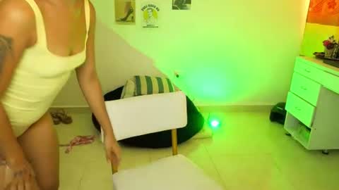 purepleasure25 online show from 24, 6, 2026