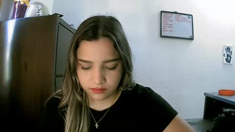 Snapshot of purple_23 chatting on 11, 6, 2026 Lizzy online show from 11, 6, 2026