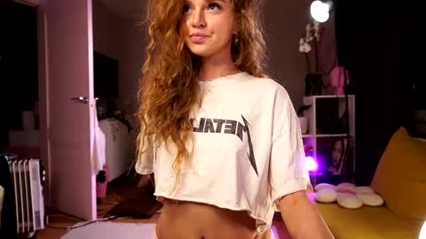 Snapshot of purple_baby chatting on 3, 6, 2026 Sasha wait you here 6 of November. will celebrate my B- day online show from 3, 6, 2026
