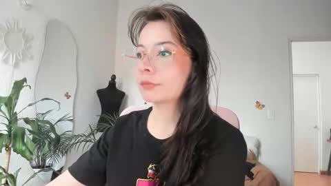 Vero online from Tuesday to Sunday online show from 23, 4, 2026