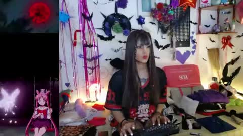 Snapshot of purplekattlyn chatting on 10, 6, 2026 purplekattlyn online show from 10, 6, 2026